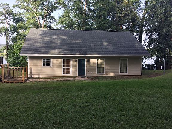 3rd image of 169 Rocky Drive