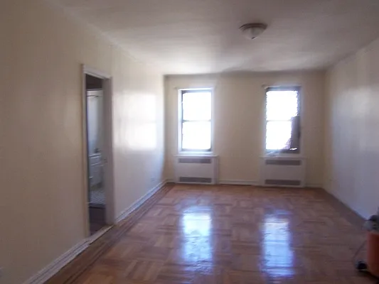 Rented by Heights Realty Advisors | media 9