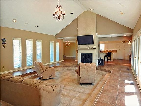 5th image of 2341 Dogwood Trail Dr