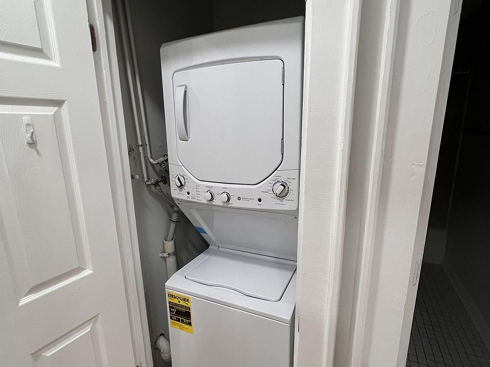 In-Unit Washer and Dryer