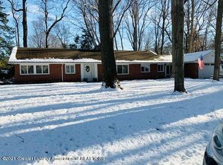 4710 Woodcraft Rd, Okemos, MI 48864