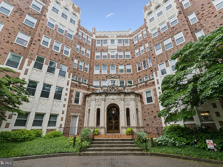 4707 Connecticut Ave NW #211 — Photo 1