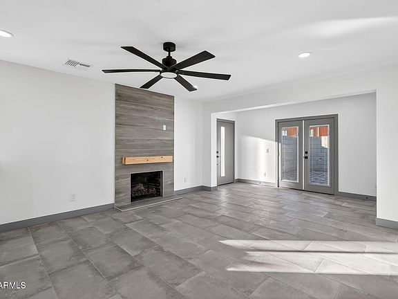 2nd image of 3241 N 27th Place