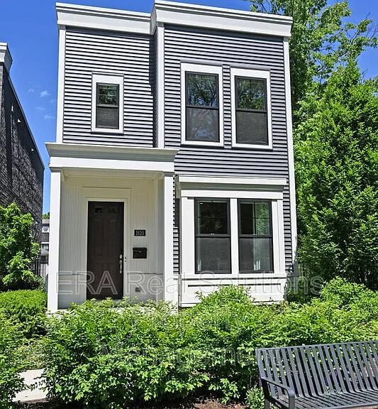 1620 Merrimac St — Photo 2