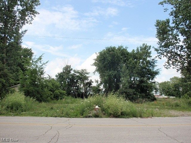 1st image of Brace Ave