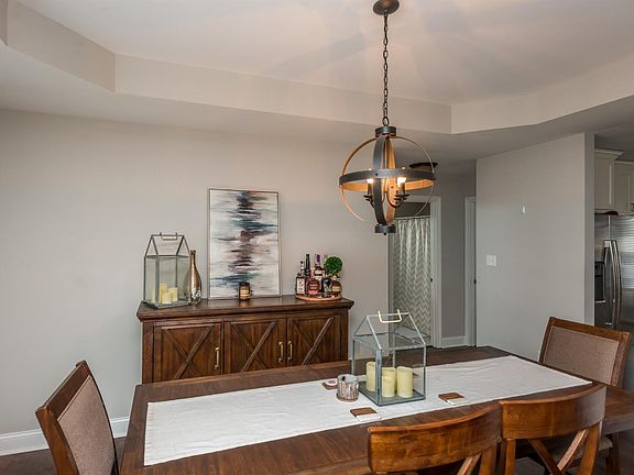 3rd image of 408 Windy Oaks Cir
