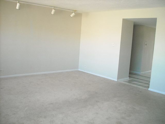 1st image of 3950 N Lake Shore Dr #2325