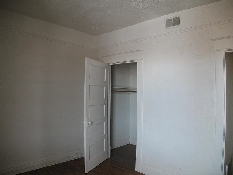 502 Bryan St #F — Photo 9