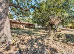 1211 Oakcrest Dr, Pleasanton, TX 78064