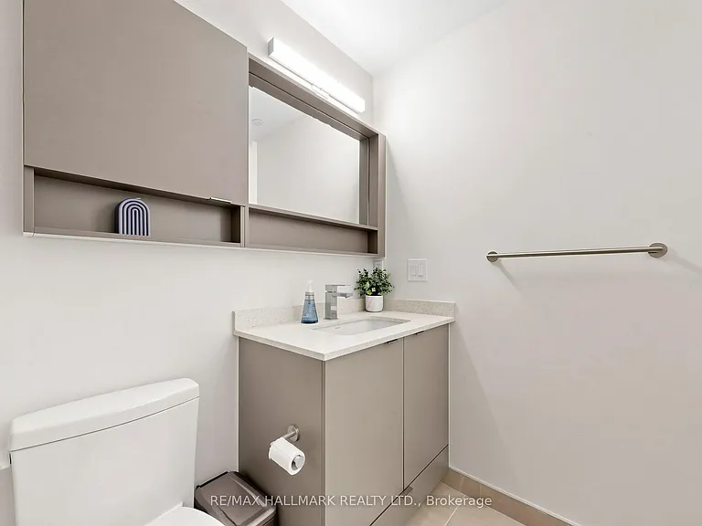 415 Main St W #612 — Photo 13