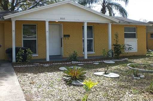 1st image of 8806 Auburn Way