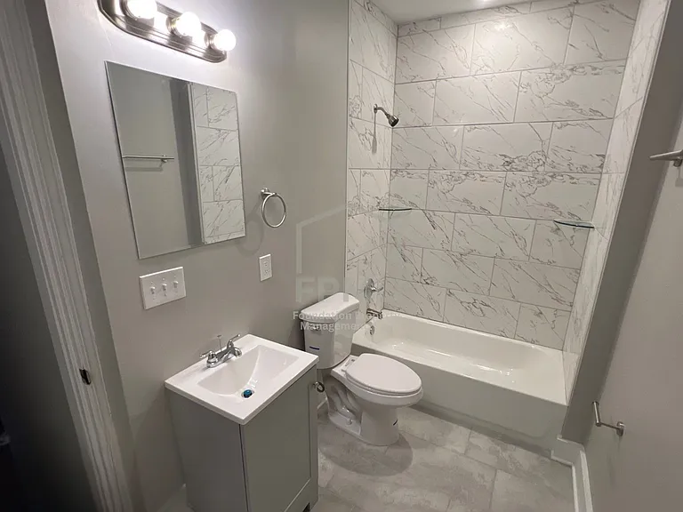 1700 Dabbs Ave — Photo 19