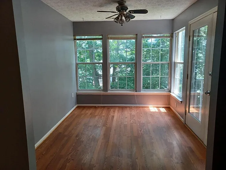 901 Swallow Crest Ct #G — Photo 8