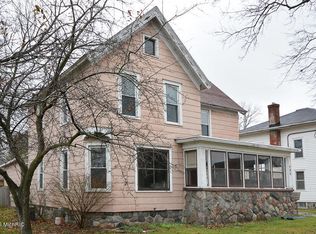 406 N Kalamazoo St, Paw Paw, MI 49079