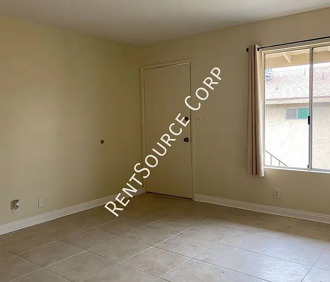 25000 Walnut St #12 — Photo 6