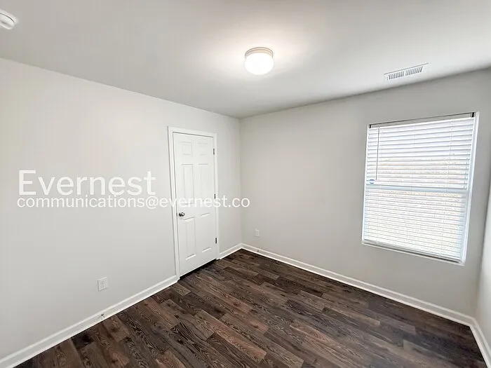 1115 Brookhaven Dr — Photo 11