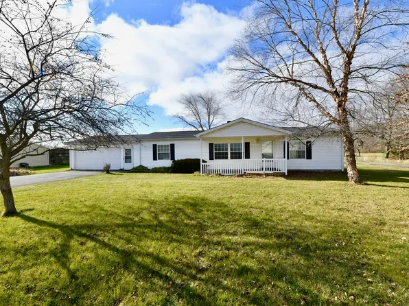 700 S 33rd St, Elwood, IN 46036
