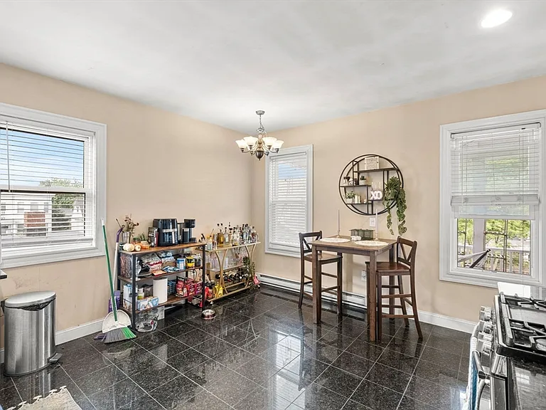 1021 Dorchester Ave #3 — Photo 12
