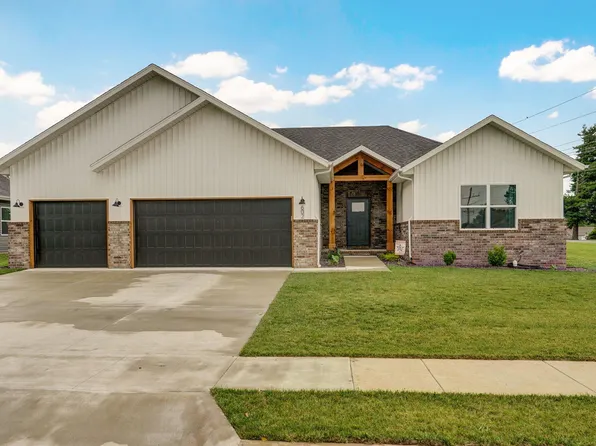 602 N Dean Lane, Republic, MO 65738