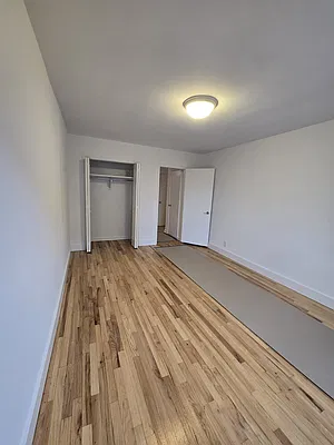 Sold by R New York | media 11