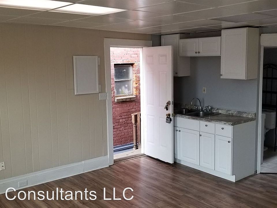 1st image of 3349 Harrison Ave #2