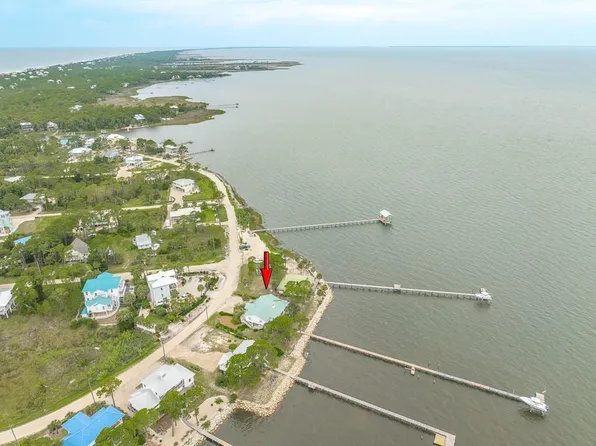 415 N Sawyer St, Eastpoint, FL 32328