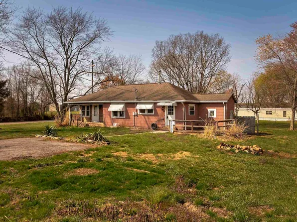 8188 State Route 166, Creal Springs, IL 62922