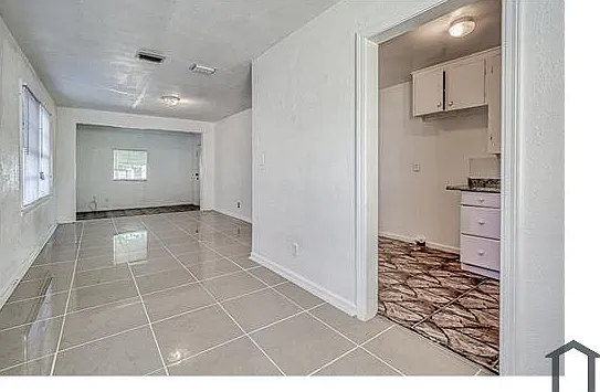 7328 Bloxham Ave — Photo 4
