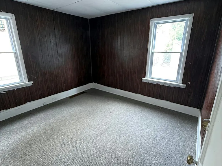 11706 Farringdon Ave #1 — Photo 12