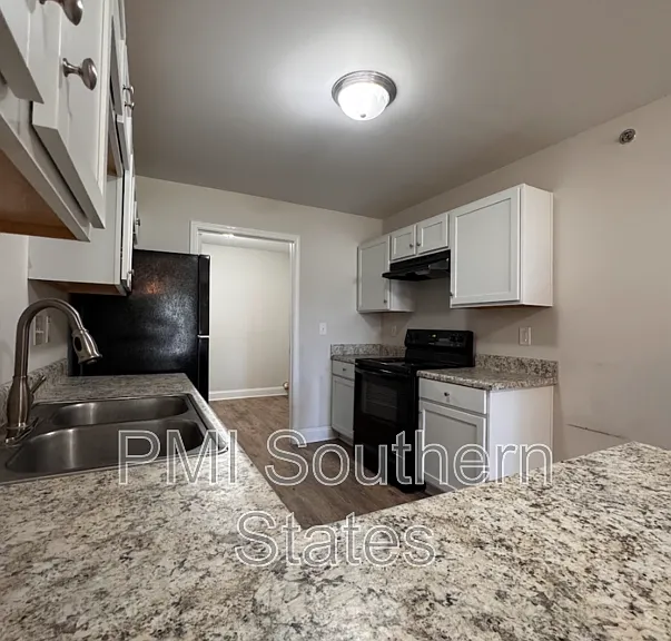 202 Walnut Hill Dr #A — Photo 4