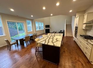 19533 58th Ave SE, Bothell, WA 98012