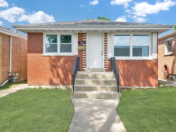 7654 Lavergne Ave, Burbank, IL 60459