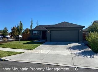 3722 SW Pumice Pl, Redmond, OR 97756