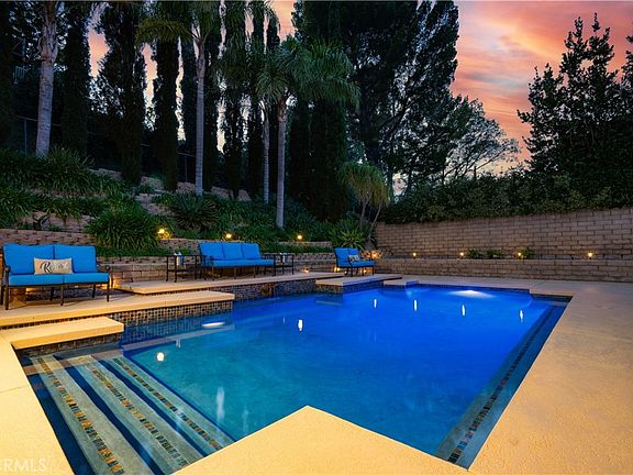 3rd image of 11625 Baird Ave