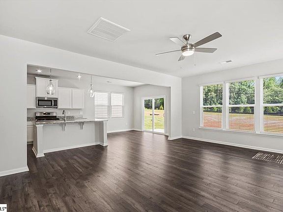 3rd image of 1408 Harper Mae Dr