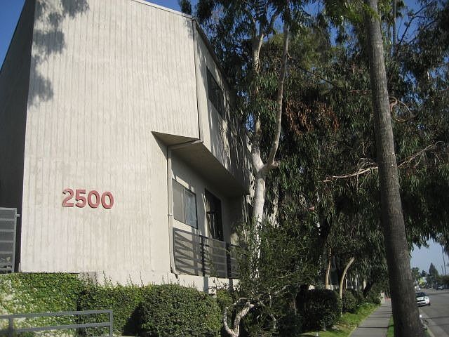 1st image of 2500 Abbot Kinney Blvd APT 9