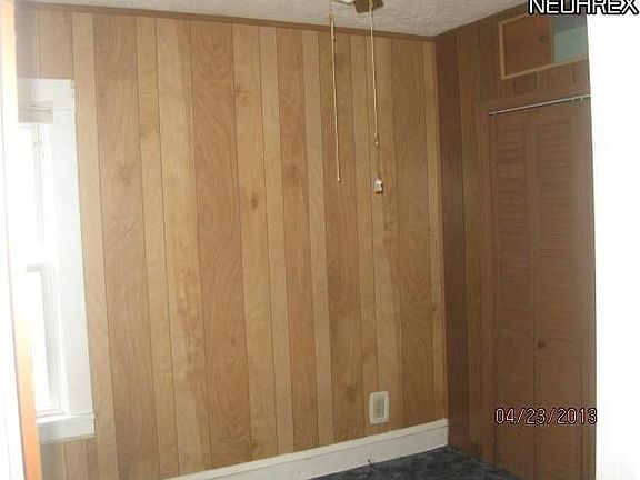 5th image of 13326 Carrington Ave