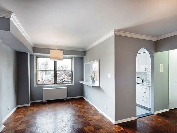 3rd image of 420 E 72nd St APT 20-A