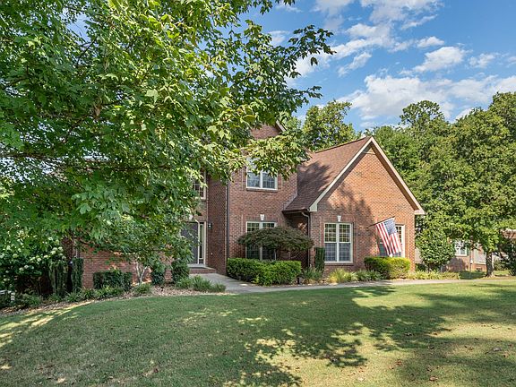 4th image of 345 Deepwood Trl