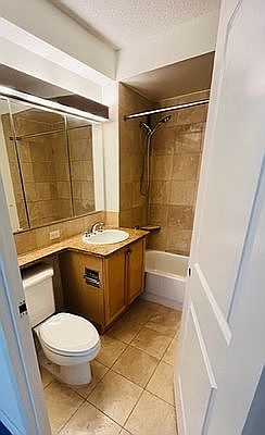 4th image of 300 E 102nd St #1