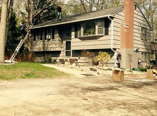 28 Carriage Dr, Lebanon, CT 06249