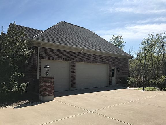 3rd image of 5460 Creekridge Ct