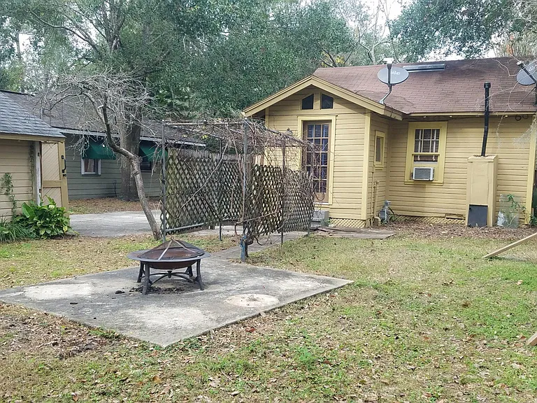236 Orange Pl — Photo 6