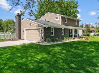 9672 Upton Rd, Bloomington, MN 55431