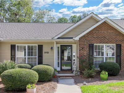 312 Quarterpath Ln, Jamestown, NC, 27282