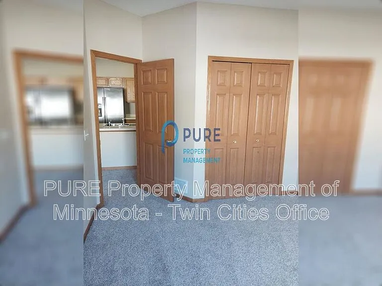 6742 Meadow Grass Ln S — Photo 18