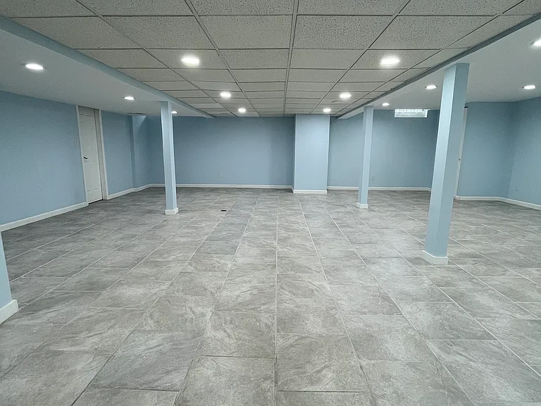 14041 Brougham Dr — Photo 21