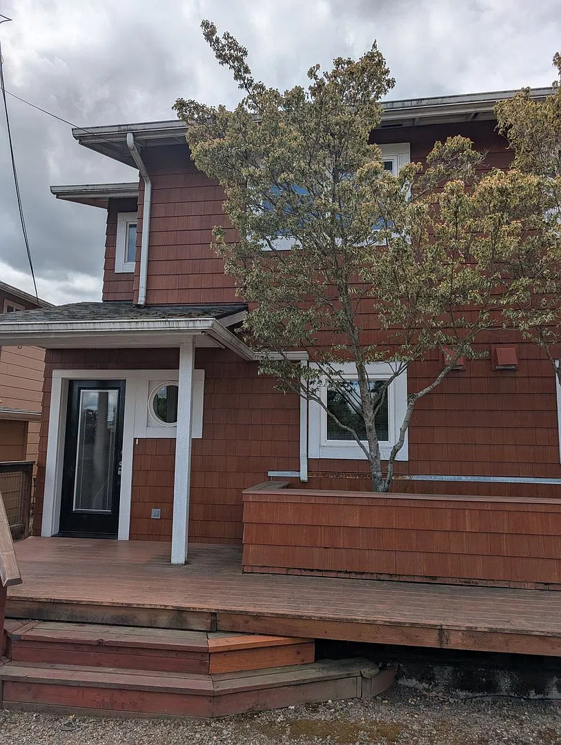 Beautiful 2-Bedroom, 2.5-Bath Condo Near Amazon Park! — Photo 3