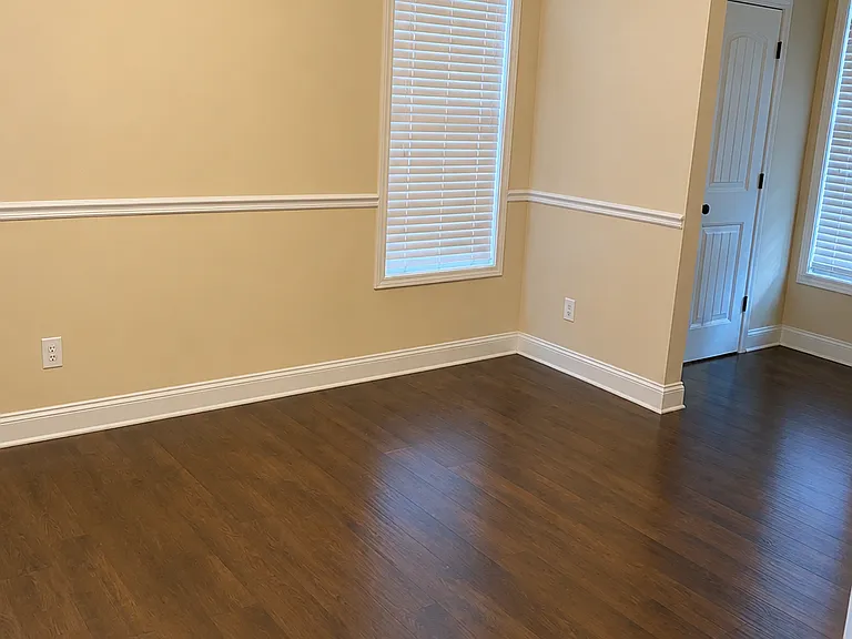 149 Cornel Ln — Photo 11