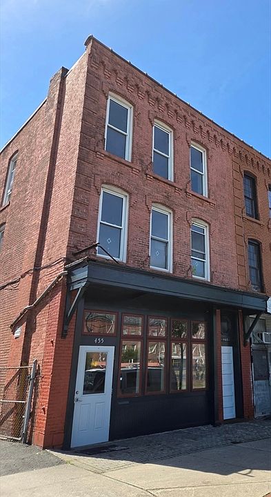 1st image of 435-455 State St
